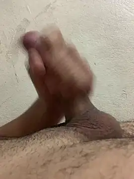 Snapshot of rodrig3105 chatting on March 14, 2025, 10:27 pm rodrig3105 online show from March 14, 2025, 10:27 pm