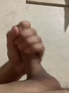 Snapshot of rodrig3105 chatting on March 18, 2025, 3:42 am rodrig3105 online show from March 18, 2025, 3:42 am