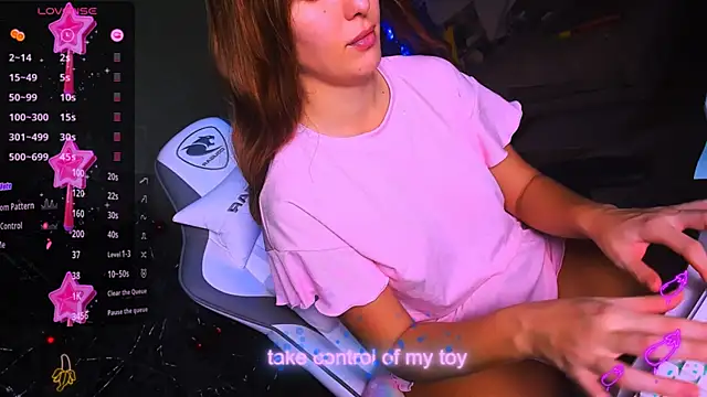 ReggieMeow online show from January 26, 2025, 11:39 am