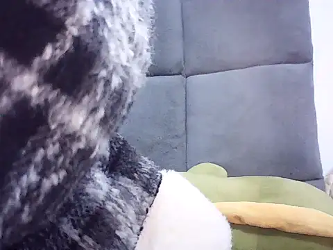 Haralushiaaax online show from January 15, 2026, 1:43 am