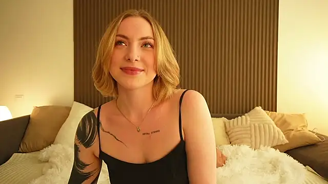 Snapshot of kris69kiss chatting on July 28, 2026, 2:13 pm kris69kiss online show from July 28, 2026, 2:13 pm