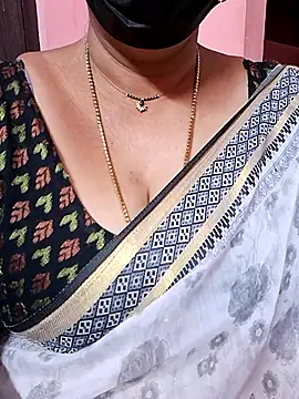 ananya956 online show from November 11, 2025, 11:16 pm