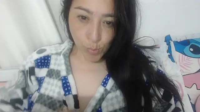 naughthyany16 online show from October 19, 2025, 4:24 am