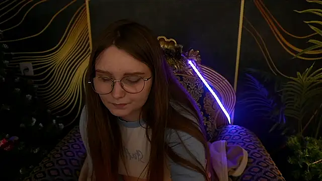 MagicPeachh  online show from January 20, 2025, 4:34 pm