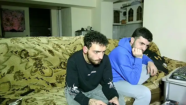 Snapshot of Barney_Tedd chatting on December 22, 2024, 12:05 pm Barney Tedd online show from December 22, 2024, 12:05 pm