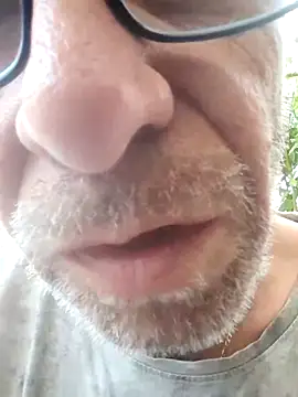 Snapshot of felice66 chatting on September 8, 2025, 4:17 pm felice66 online show from September 8, 2025, 4:17 pm