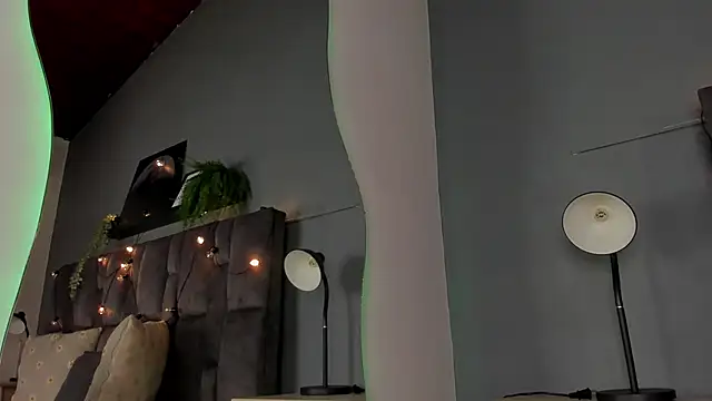 LilithSmith  online show from February 12, 2026, 11:38 am