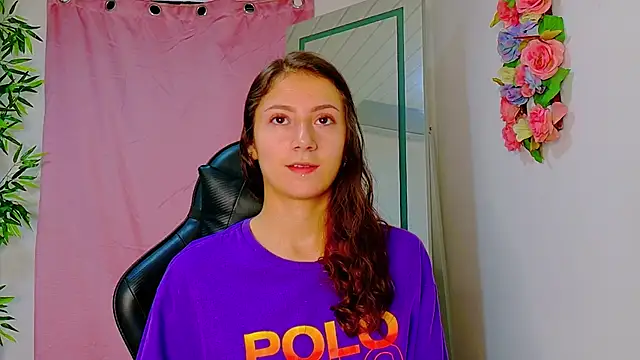 scarlet-jonesx online show from February 25, 2026, 1:26 am