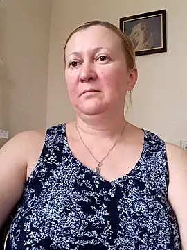 blondyaguar online show from December 5, 2024, 10:12 am