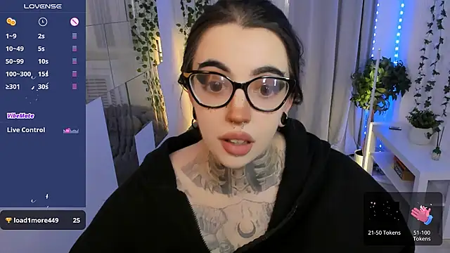 Snapshot of Dixi_Pixi_ chatting on July 3, 2026, 10:21 am Dixi Pixi online show from July 3, 2026, 10:21 am