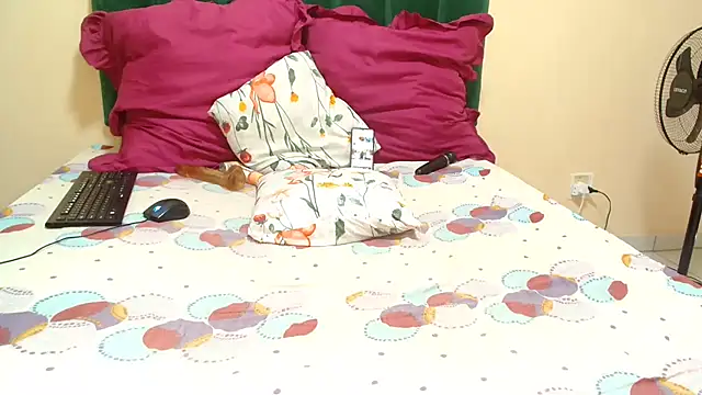 19bootylicious online show from September 18, 2025, 7:43 am