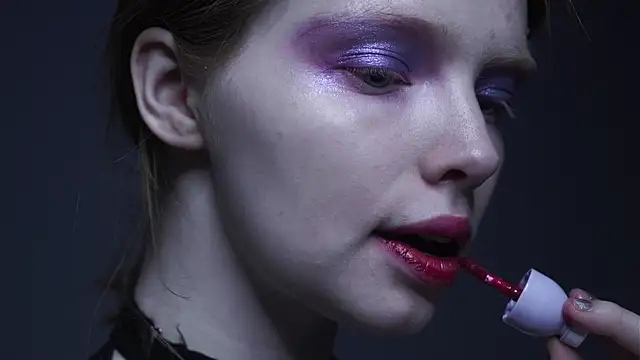 ginger hugs online show from March 14, 2025, 10:05 pm