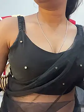 Snapshot of Spicy_sari_girl chatting on December 13, 2024, 4:33 am Spicy sari girl online show from December 13, 2024, 4:33 am