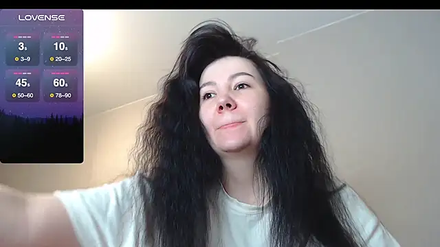 AlexaCruze online show from October 14, 2025, 6:52 pm