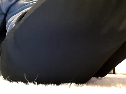 sweethotmilf888 online show from November 28, 2025, 12:41 pm