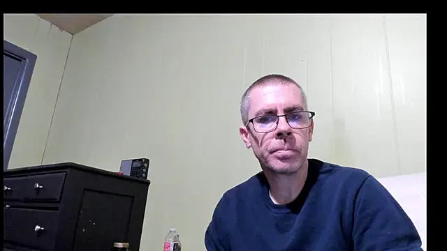 ImportantEquator0 online show from December 16, 2025, 3:39 pm