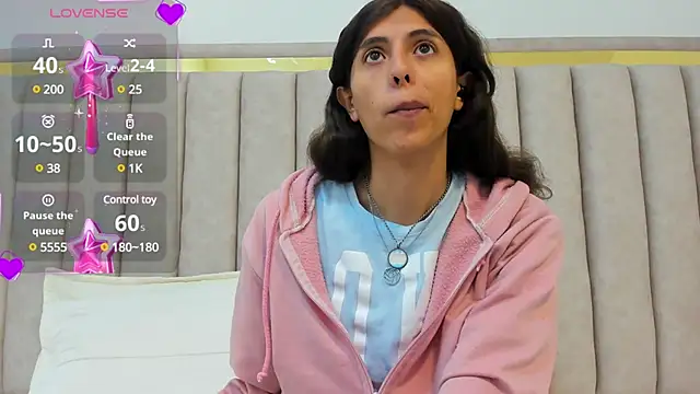 FreyaMoller online show from January 25, 2025, 7:07 pm