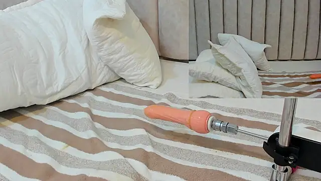 FreyaMoller online show from January 28, 2025, 9:19 pm