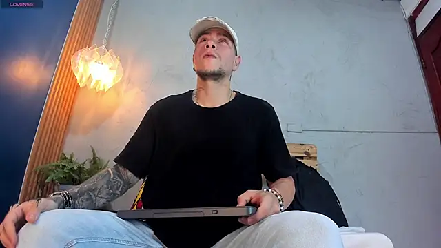 french sexx online show from January 15, 2025, 1:23 am