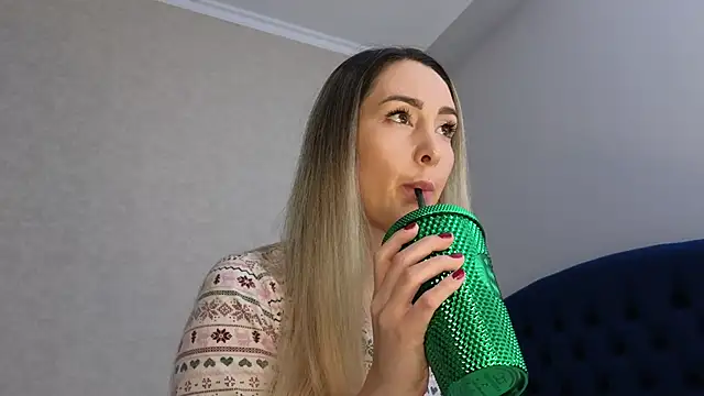 kimmie meow online show from March 1, 2025, 6:54 pm