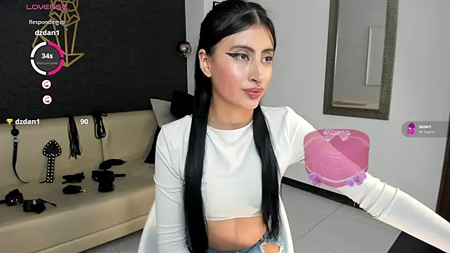 RACHEL EV online show from March 19, 2025, 4:36 am