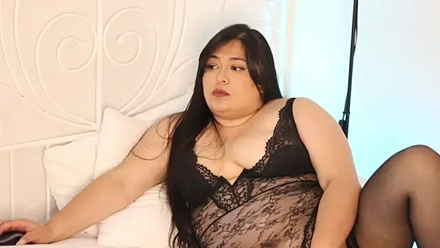Snapshot of Adia_ chatting on December 14, 2024, 5:40 am Adia online show from December 14, 2024, 5:40 am