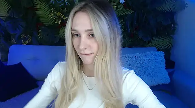 Horny Blond online show from January 27, 2025, 9:13 am