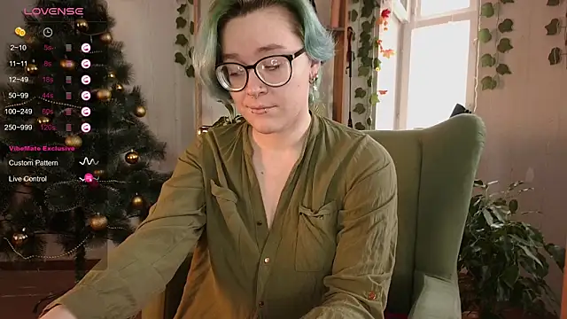 alisahug online show from December 13, 2024, 9:13 am