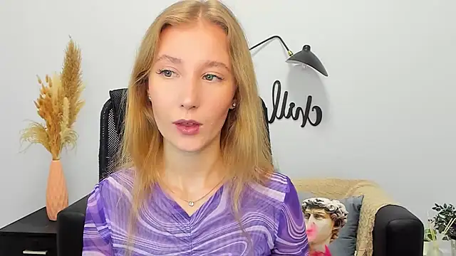 Snapshot of LolaWilsons chatting on January 17, 2025, 6:26 am LolaWilsons online show from January 17, 2025, 6:26 am