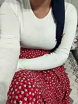 Snapshot of _Sahra_ chatting on November 21, 2025, 5:11 pm Sahra online show from November 21, 2025, 5:11 pm