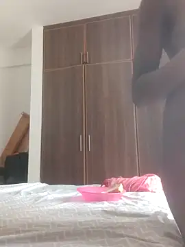 bebsexy online show from October 31, 2025, 9:54 am