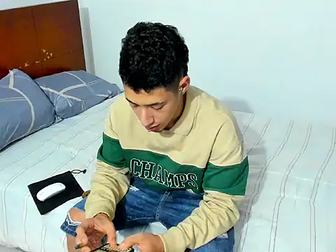 Snapshot of Chandler_ken chatting on December 5, 2025, 2:09 am Chandler ken online show from December 5, 2025, 2:09 am