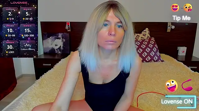 Hanna Becrett17 online show from March 5, 2025, 6:12 am