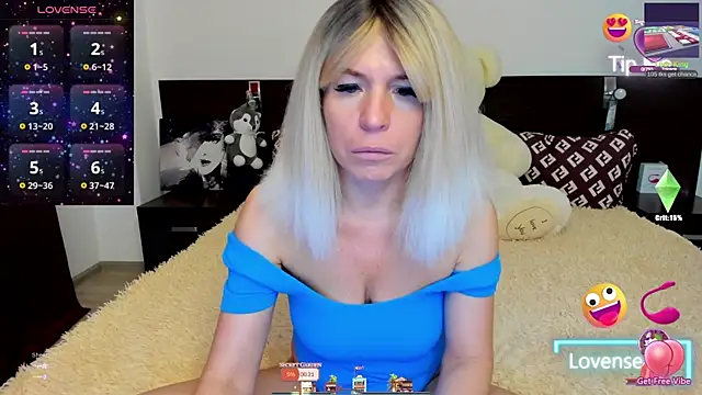 Hanna Becrett17 online show from April 1, 2026, 4:35 am