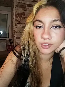 blvckbabyweed07 online show from April 4, 2026, 11:57 pm