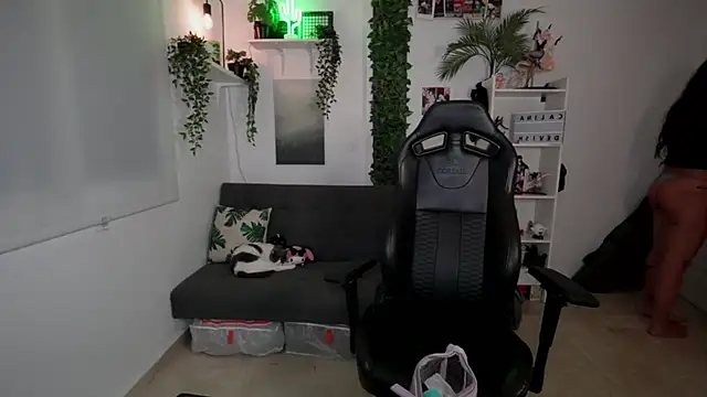 blvckbabyweed07 online show from April 15, 2026, 11:49 pm