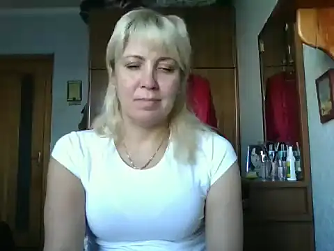 IrinaB1 online show from September 23, 2025, 5:21 am