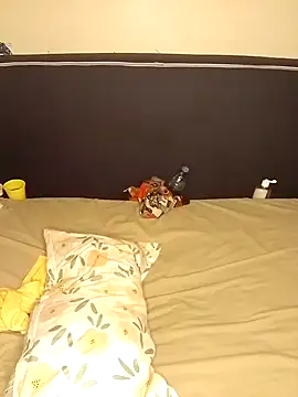 Queen-sluty2 online show from January 29, 2025, 7:11 pm