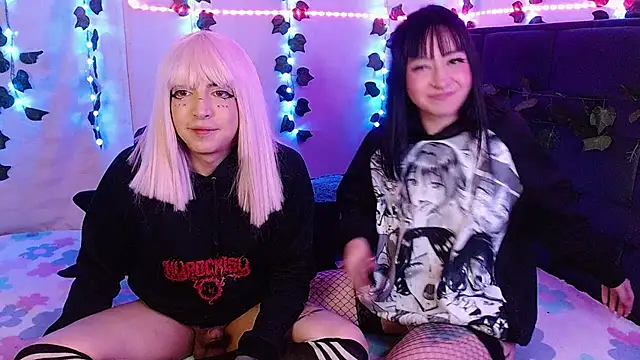 Snapshot of the_lesbian_game chatting on January 30, 2025, 3:55 am the lesbian game online show from January 30, 2025, 3:55 am