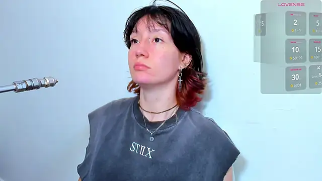 lizzy davis 1 online show from January 7, 2026, 3:42 am