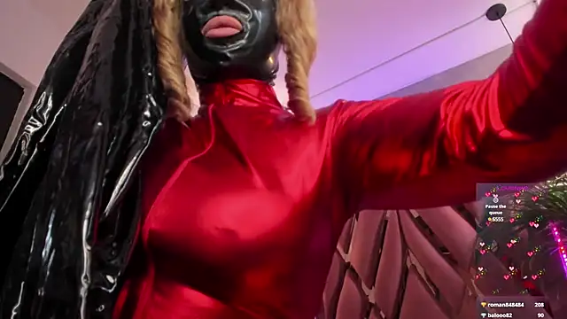 Snapshot of Haelycute chatting on March 14, 2025, 5:35 pm Haelycute online show from March 14, 2025, 5:35 pm