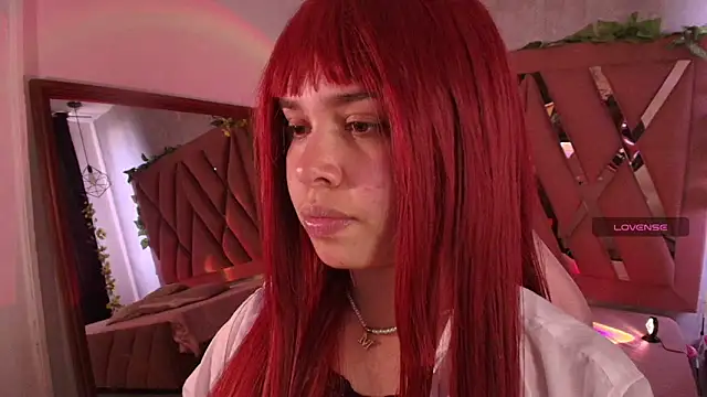 Snapshot of Haelycute chatting on October 4, 2025, 7:56 pm Haelycute online show from October 4, 2025, 7:56 pm