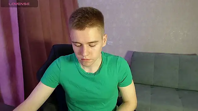 Snapshot of Joni_Huber chatting on January 15, 2026, 7:06 pm Joni Huber online show from January 15, 2026, 7:06 pm