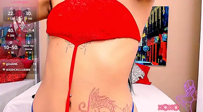 CristalLoren online show from March 12, 2025, 5:49 pm