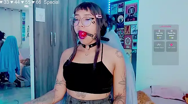 melissahowl online show from March 12, 2025, 12:10 am