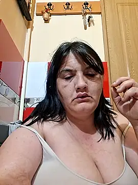 SexyNicool35 online show from April 18, 2026, 2:48 am