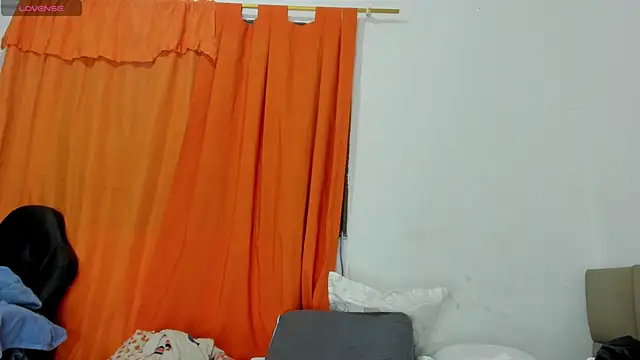 lilybaudyn  online show from July 13, 2026, 8:50 am