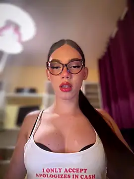 Carlita cute online show from October 7, 2025, 7:22 pm