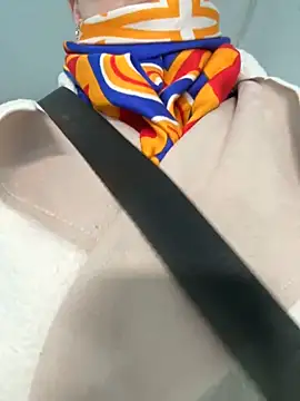 Snapshot of Crazy-Rosa chatting on February 14, 2025, 6:34 am Crazy-Rosa online show from February 14, 2025, 6:34 am