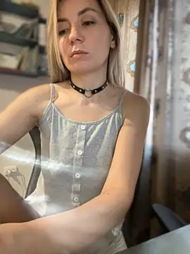 Snapshot of Crazy-Rosa chatting on February 15, 2025, 2:58 am Crazy-Rosa online show from February 15, 2025, 2:58 am